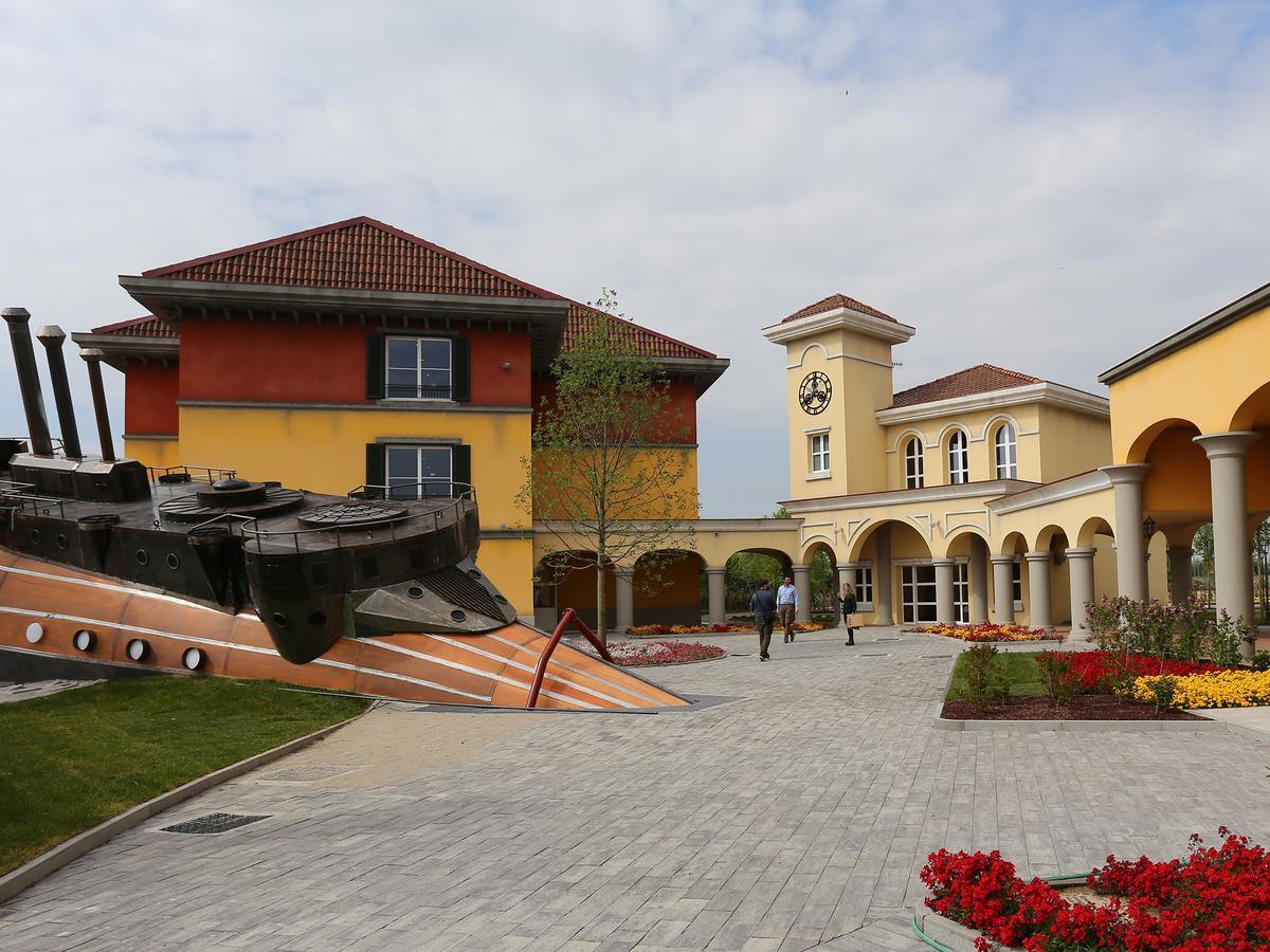 Gardaland Adventure Hotel Castelnuovo del Garda Luaran gambar