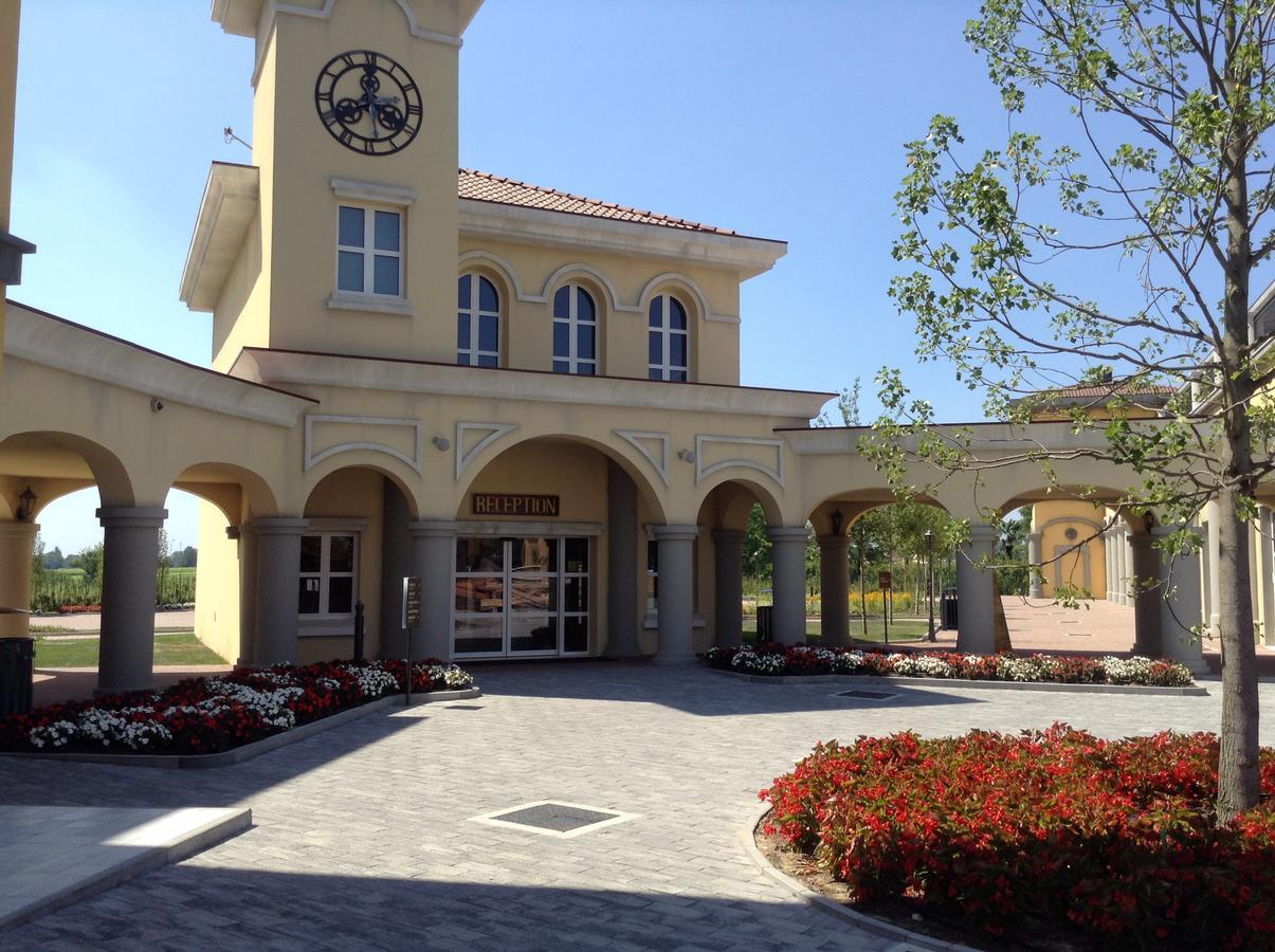 Gardaland Adventure Hotel Castelnuovo del Garda Luaran gambar